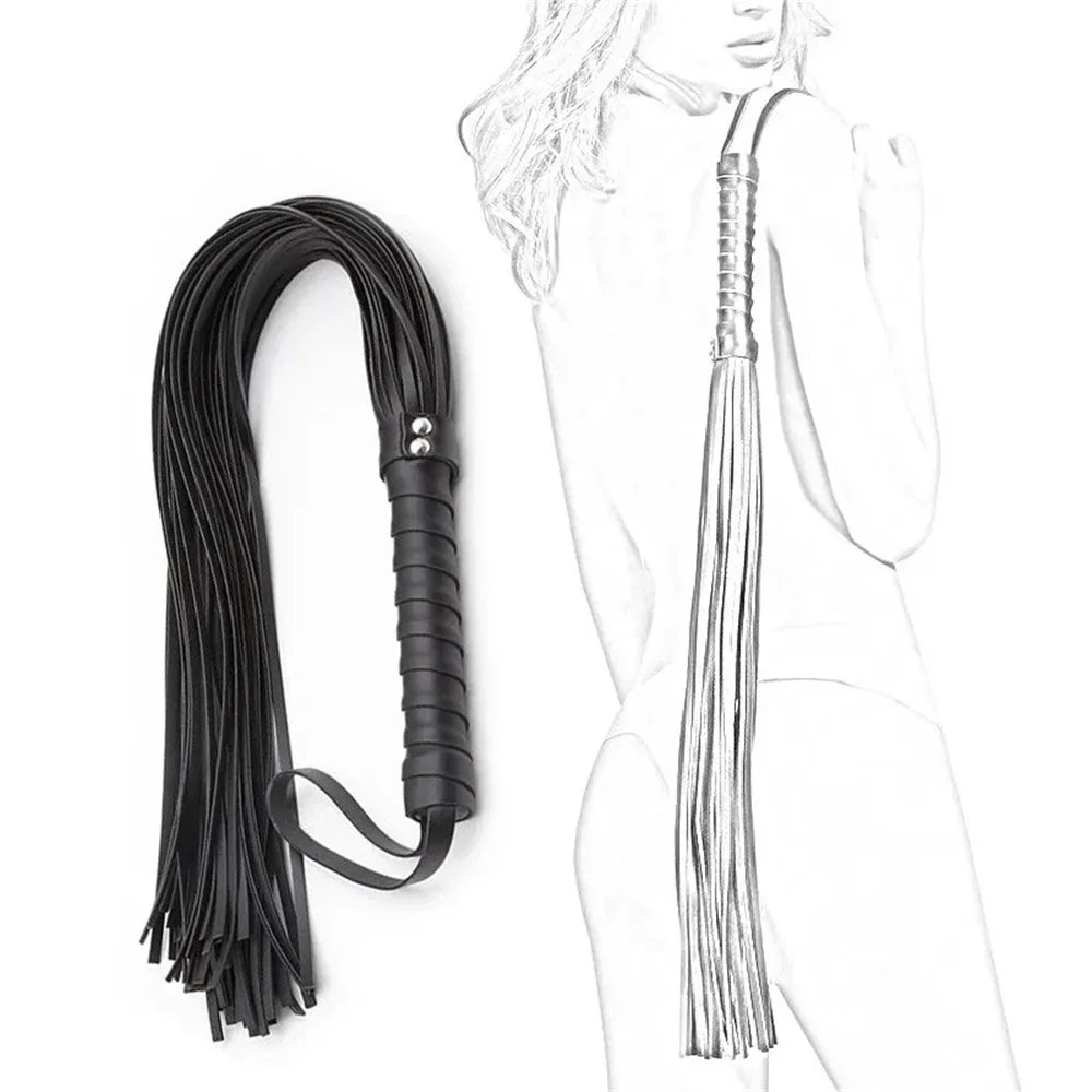 Restraint or cuff detail on bondage set