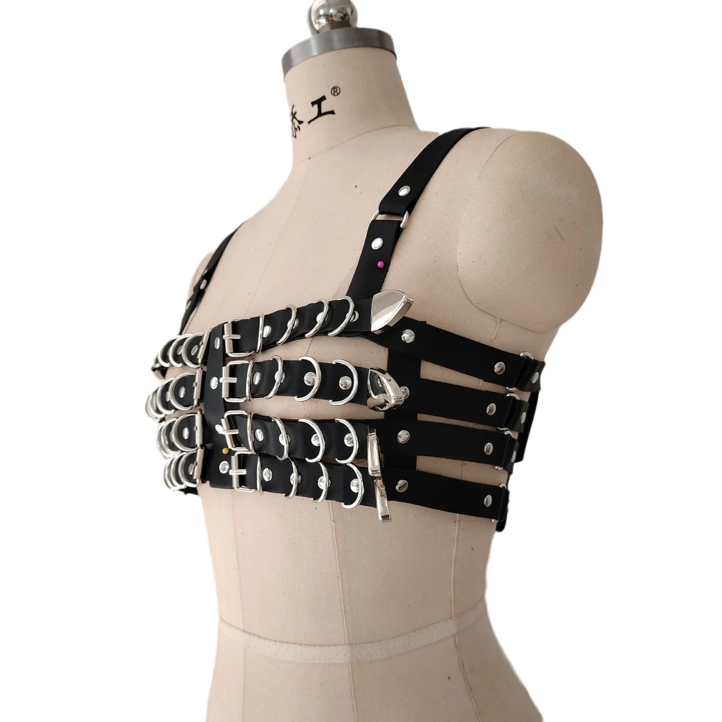 Size adjustment and fit demonstration