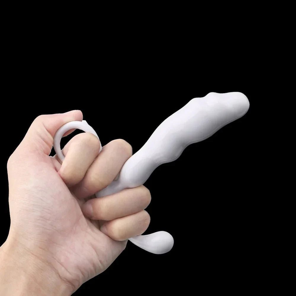 How to Choose a Dildo: A Complete Beginner's Guide