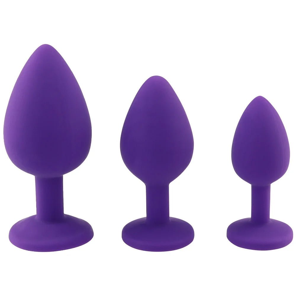 Soft silicone plug in a size-set range