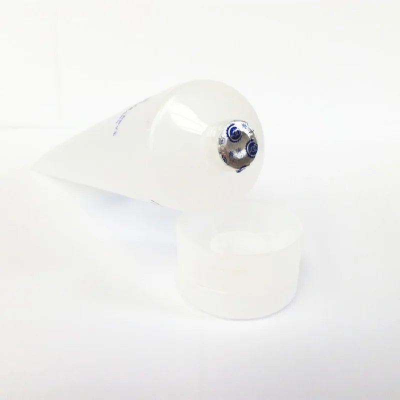 Lubricant bottle with cap detail