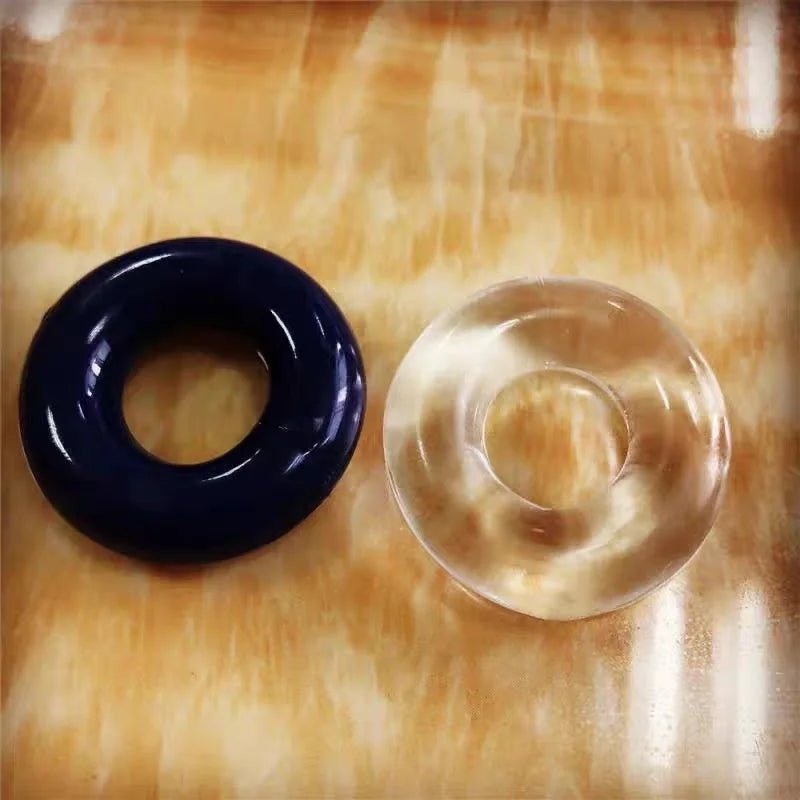 Size variants available for this ring