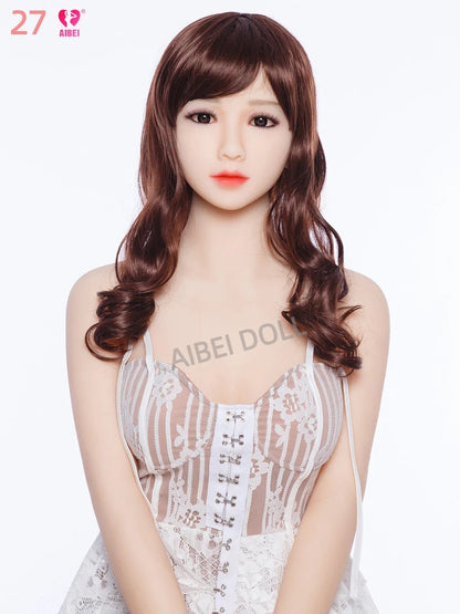 Upper body detail on adult companion figure