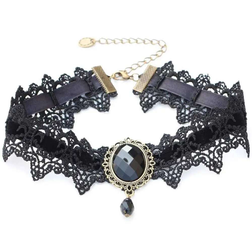 Adjustable buckle or closure detail