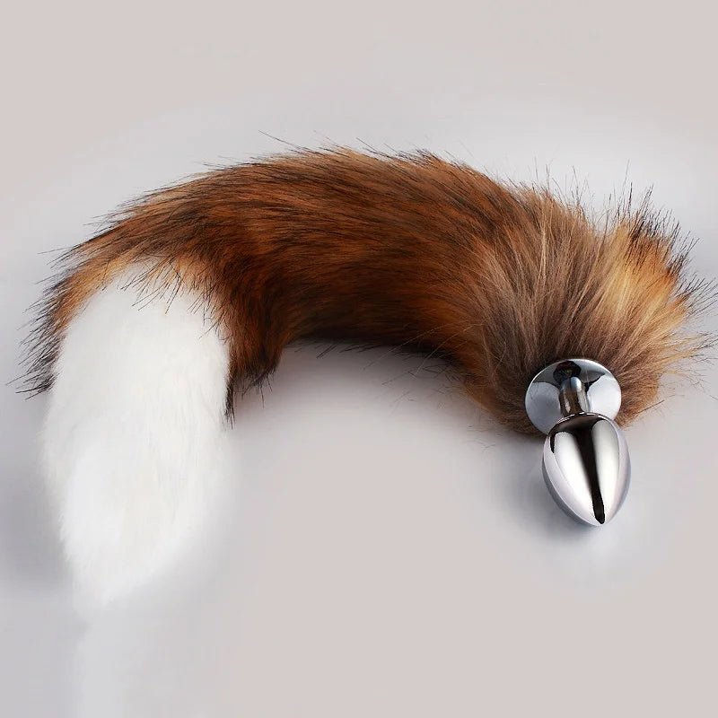 Overhead view of fox tail plug