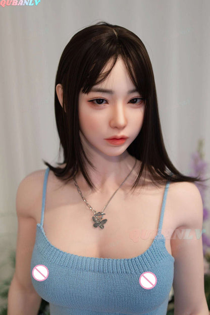 Close-up detail of realistic body features on the 140cm adult figure