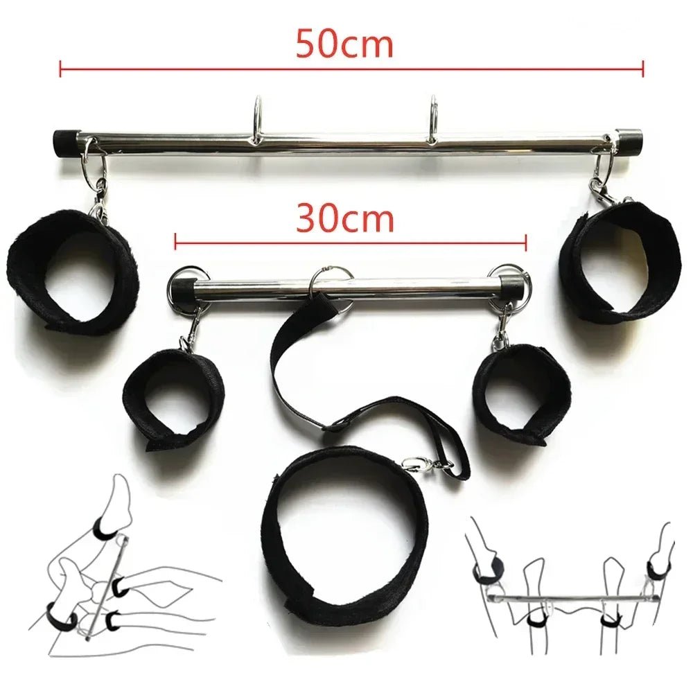 Restraint or cuff detail on bondage set