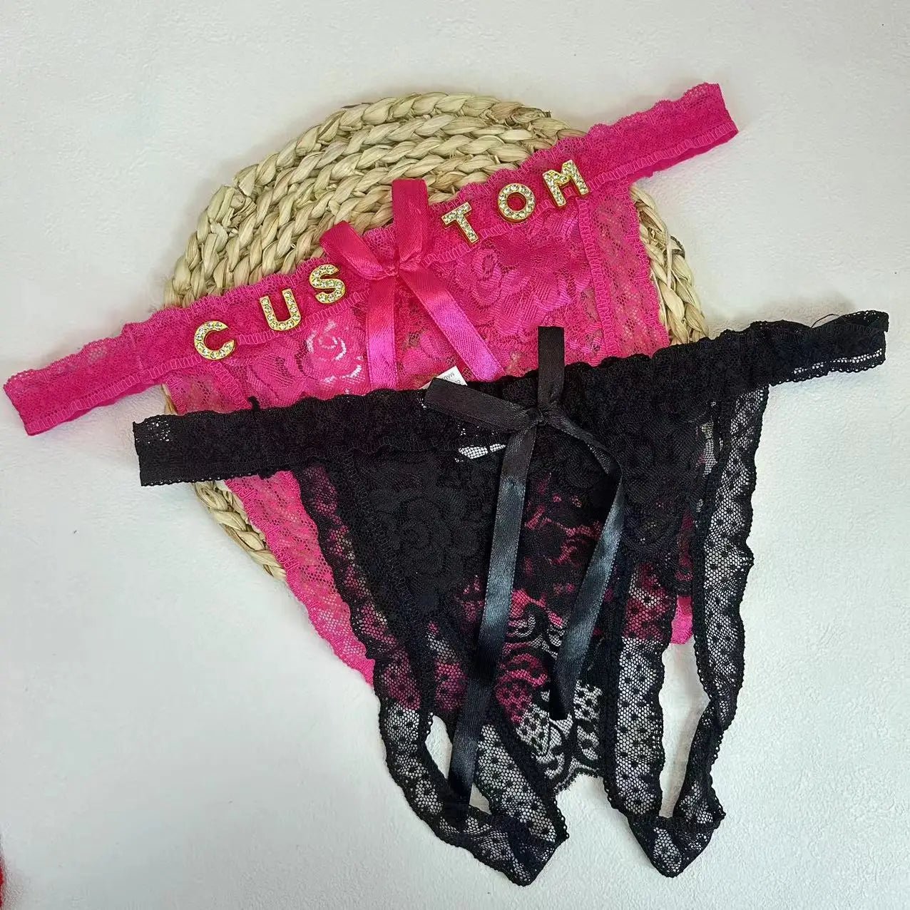 Colour variants available for this lingerie