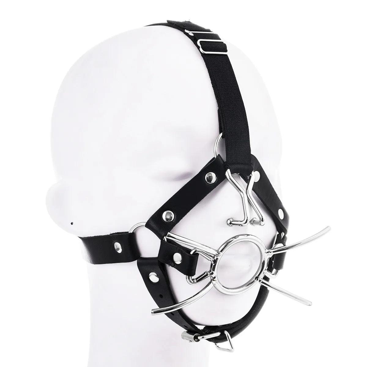 Restraint or cuff detail on bondage set