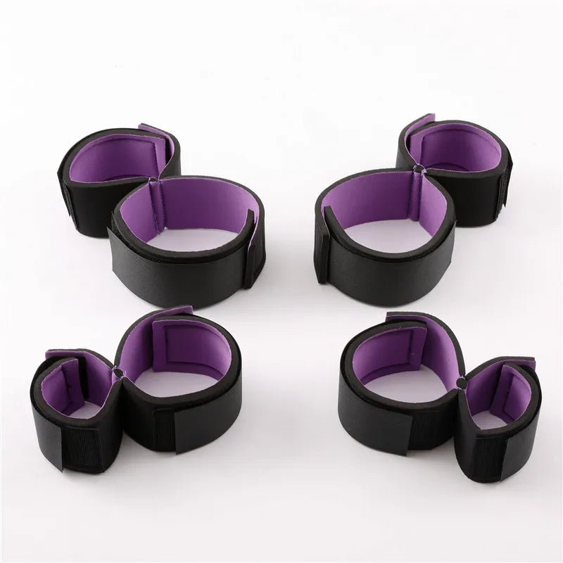 Full set contents laid flat   all pieces included