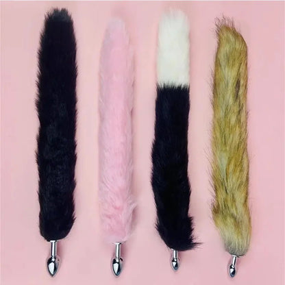 Size comparison of small fox tail plug
