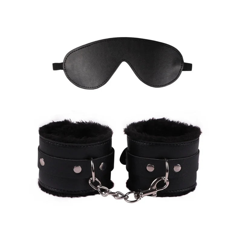 Bondage accessory   product overview on neutral background
