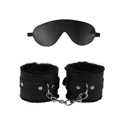 Bondage accessory   product overview on neutral background