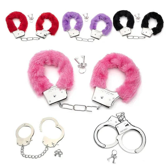 Bondage accessory   product overview on neutral background