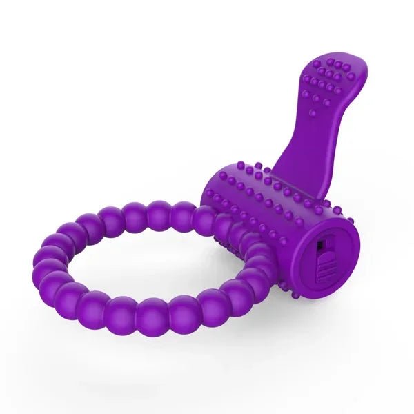 Size variants available for this ring