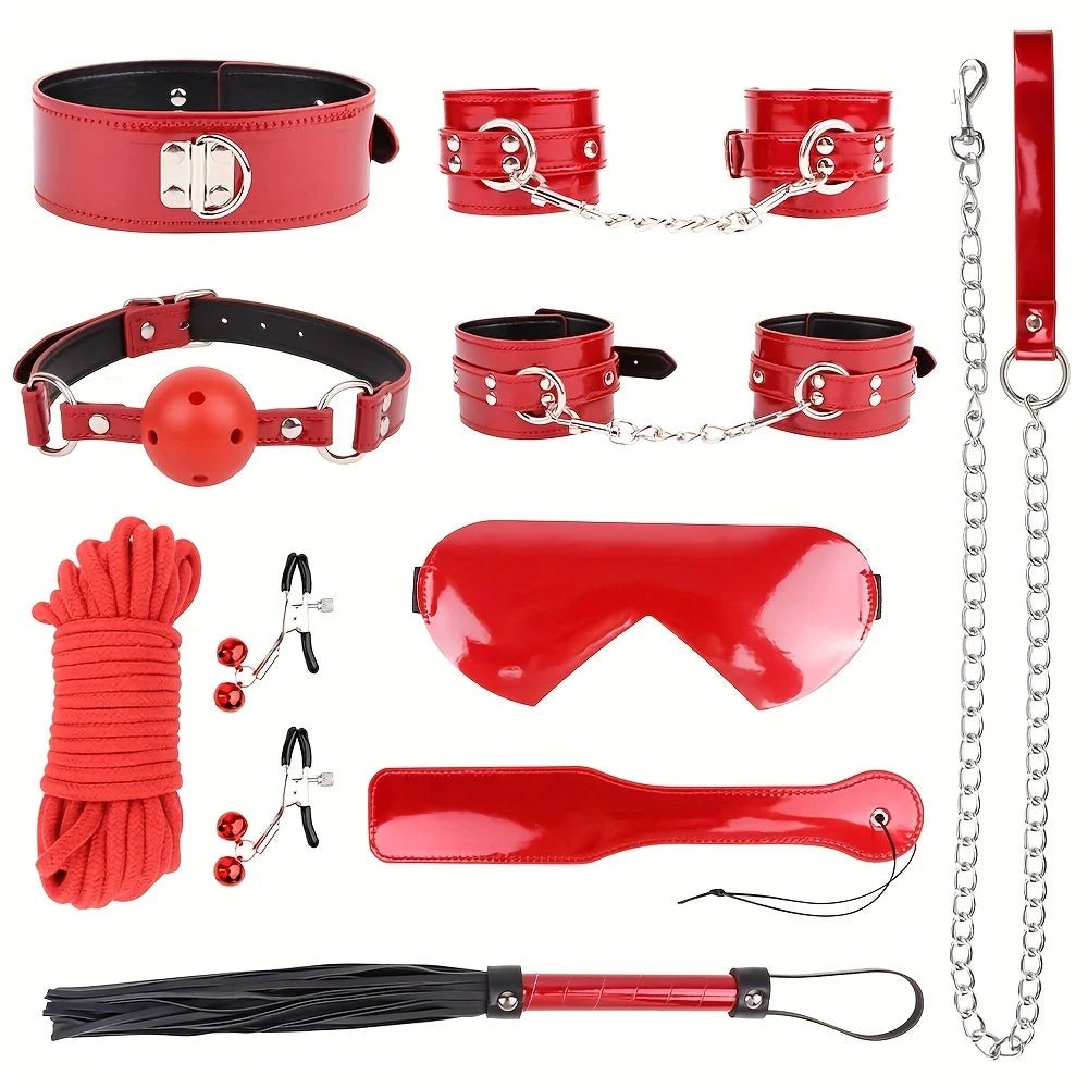 Restraint or cuff detail on bondage set