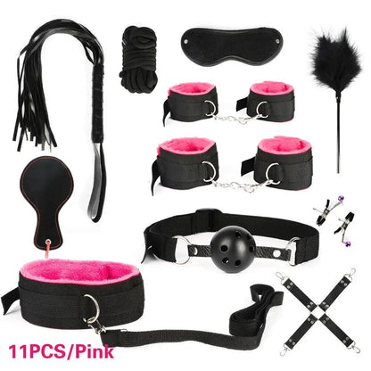 Restraint or cuff detail on bondage set