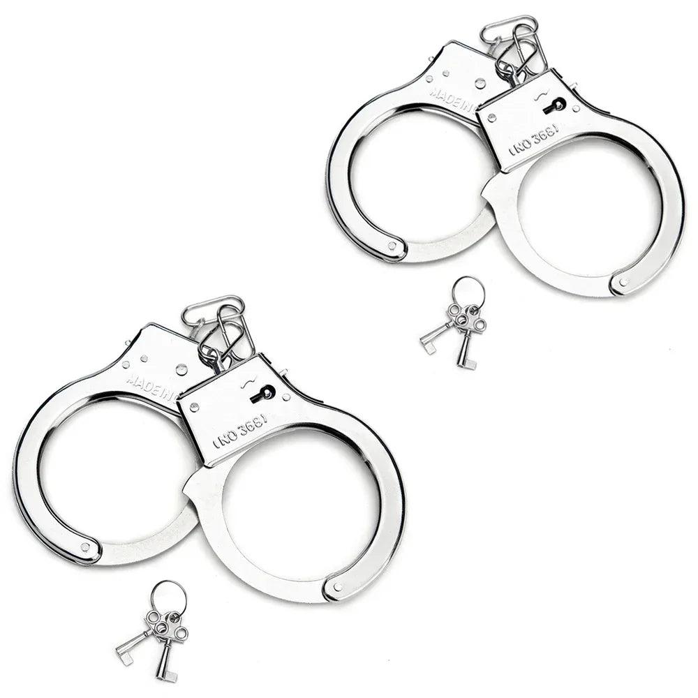 Adjustable buckle or closure detail