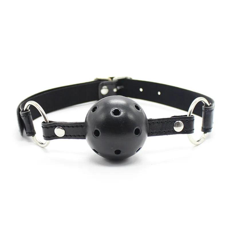 Restraint or cuff detail on bondage set