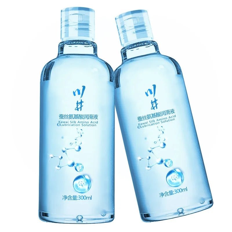 Pump or dispenser detail on lubricant bottle