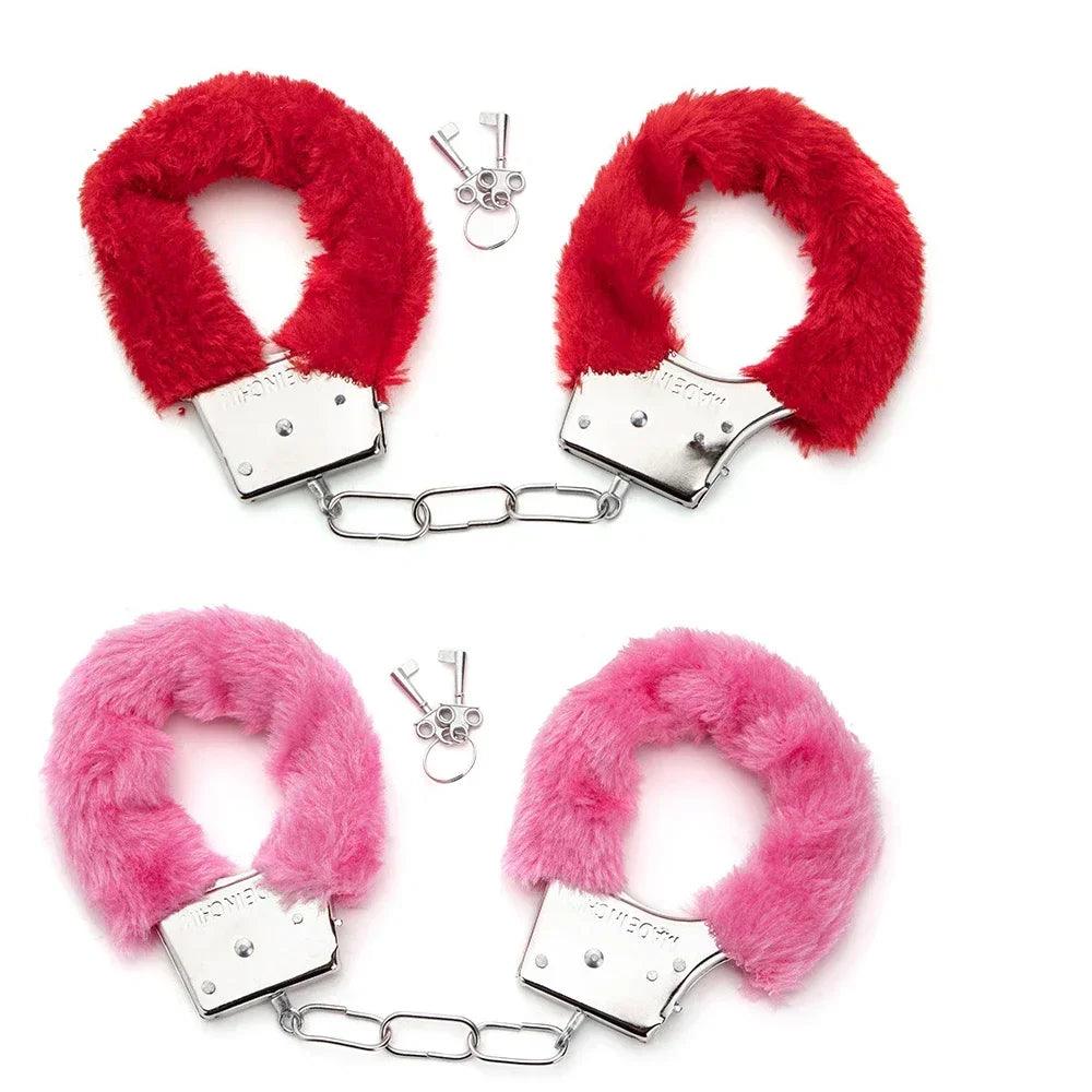 Bondage accessory   product overview on neutral background