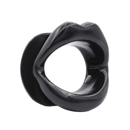 Adjustable buckle or closure detail
