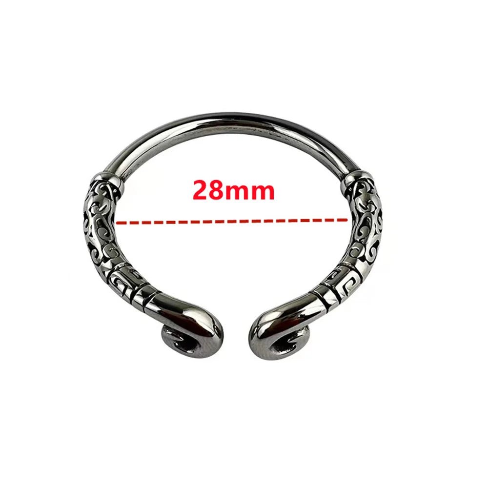 Ring with vibrator attachment detail