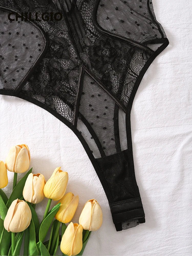 Colour variants available for this lingerie