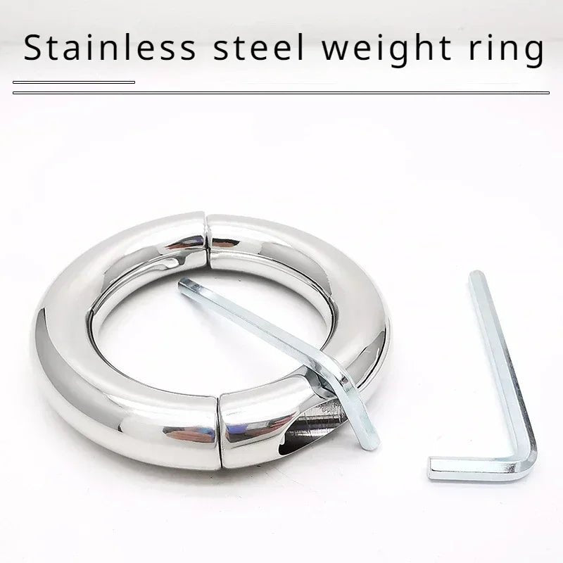 Restraint or cuff detail on bondage set