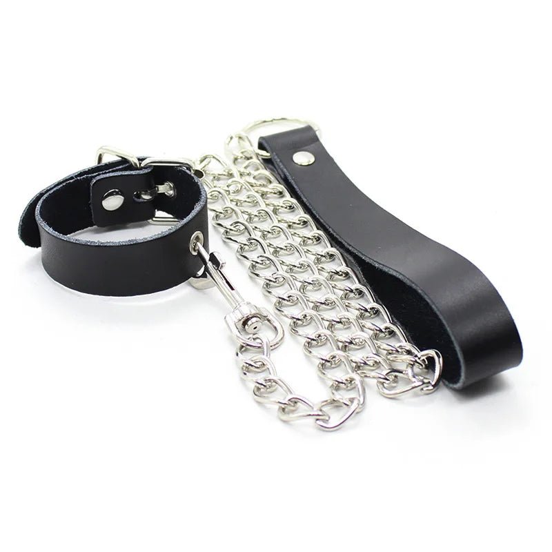 Adjustable buckle or closure detail
