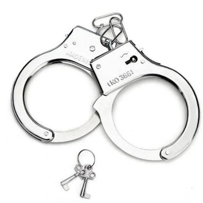 Adjustable buckle or closure detail