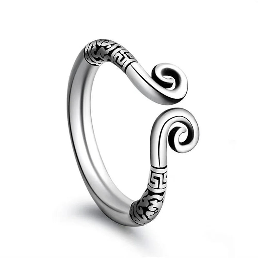Set of rings displayed together in size order