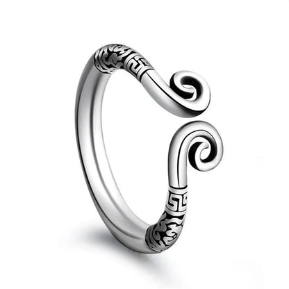 Set of rings displayed together in size order