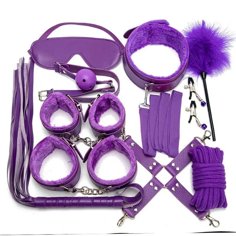 Restraint or cuff detail on bondage set