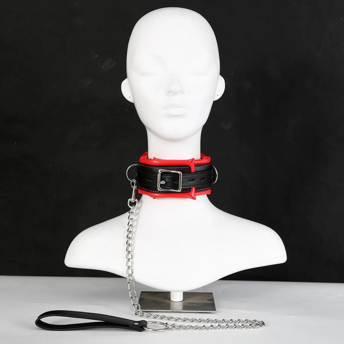 Adjustable buckle or closure detail