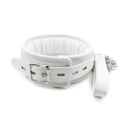 Restraint or cuff detail on bondage set