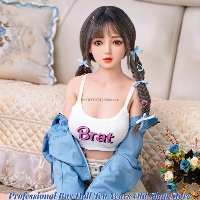 Face and head detail of adult companion figure