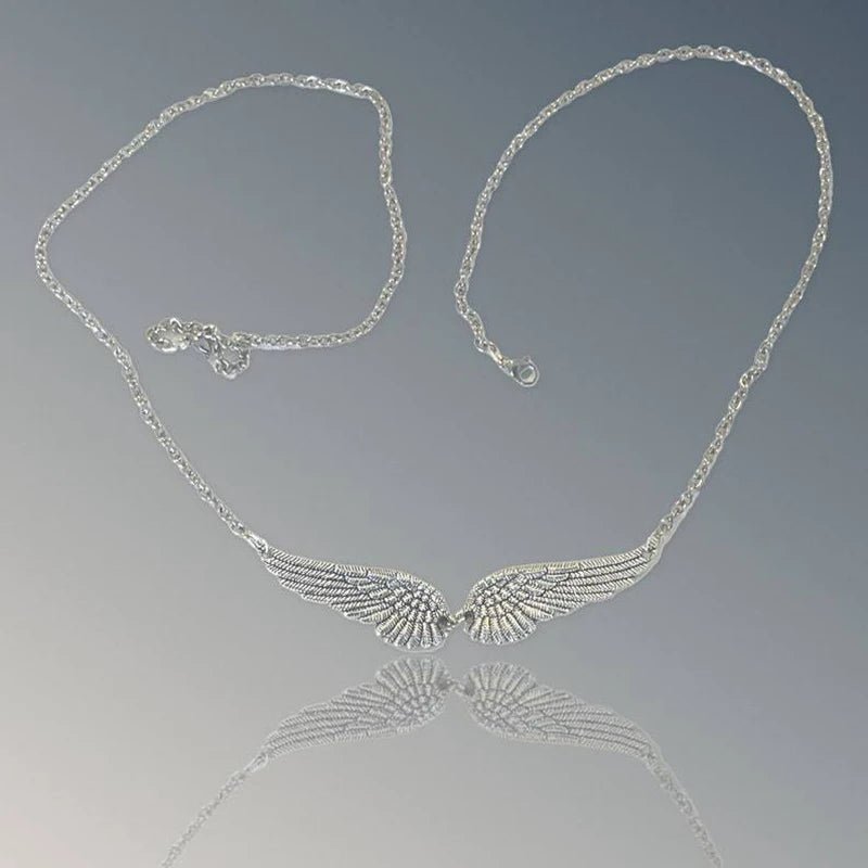 Detail of straps or closure system