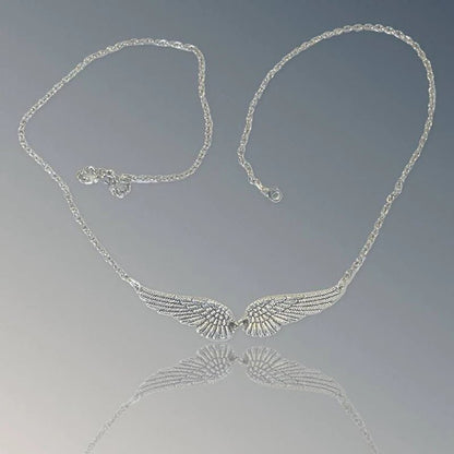Detail of straps or closure system