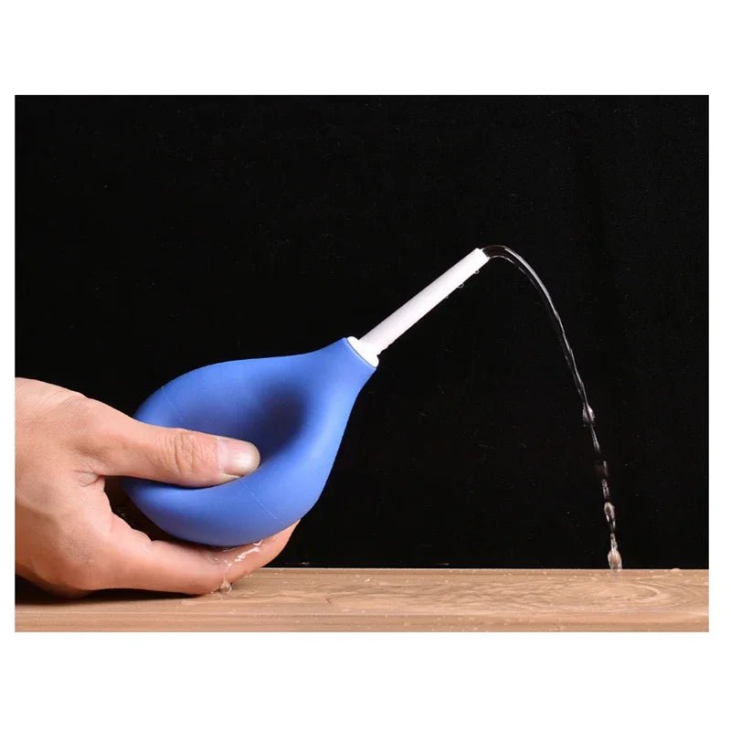 Size comparison of hygiene device